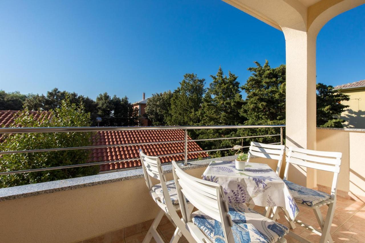 Apartments Mirjana * Central Location And Close To Beach Punat Dış mekan fotoğraf